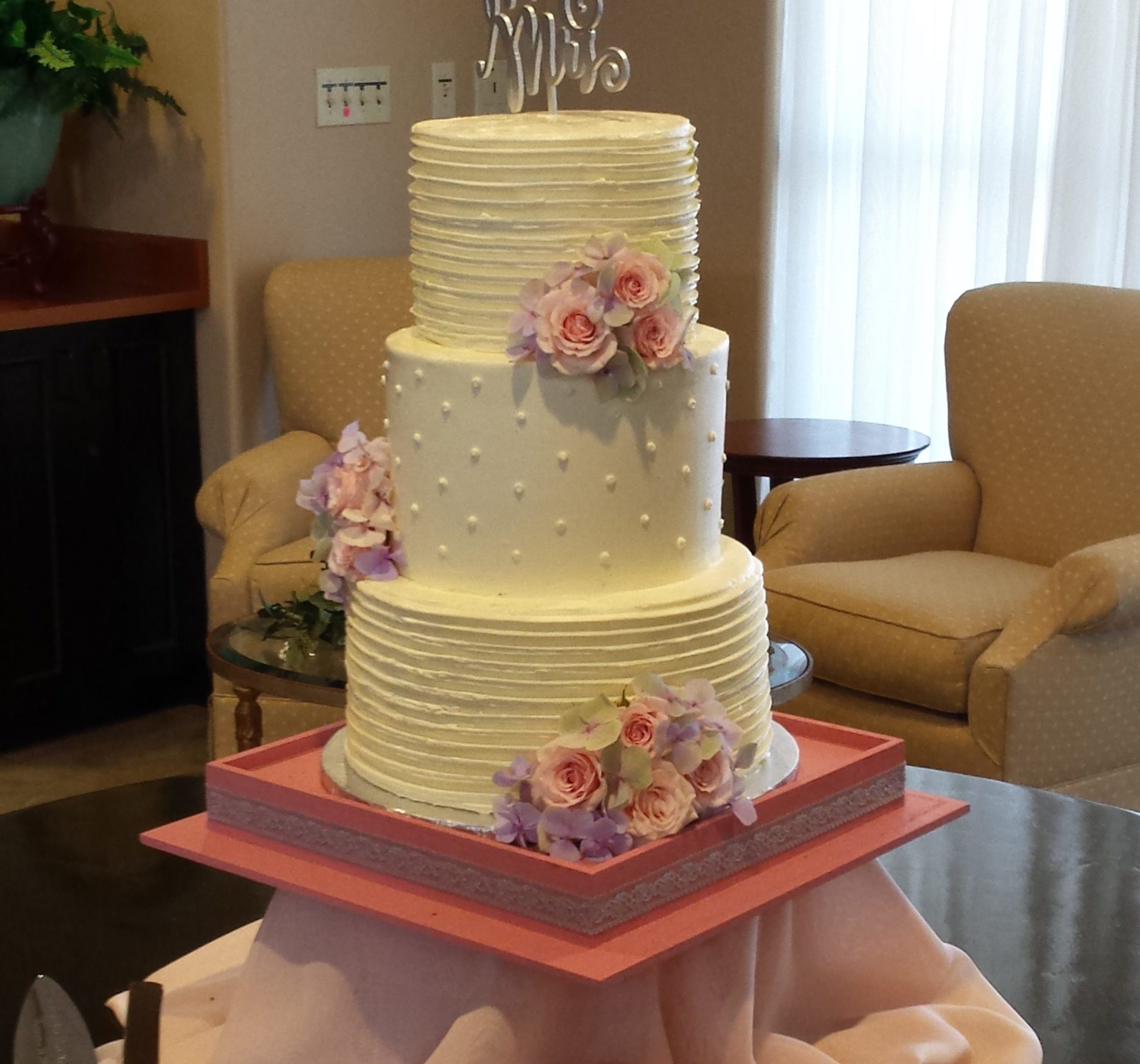 Wedding cake Nevada County venue