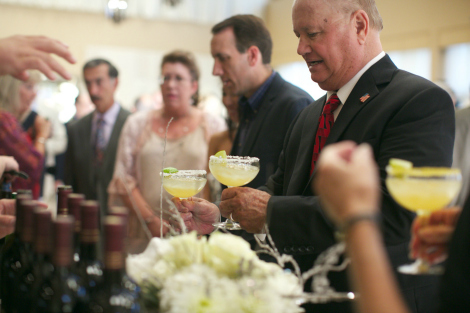 is it tacky to have a cash bar at your wedding?